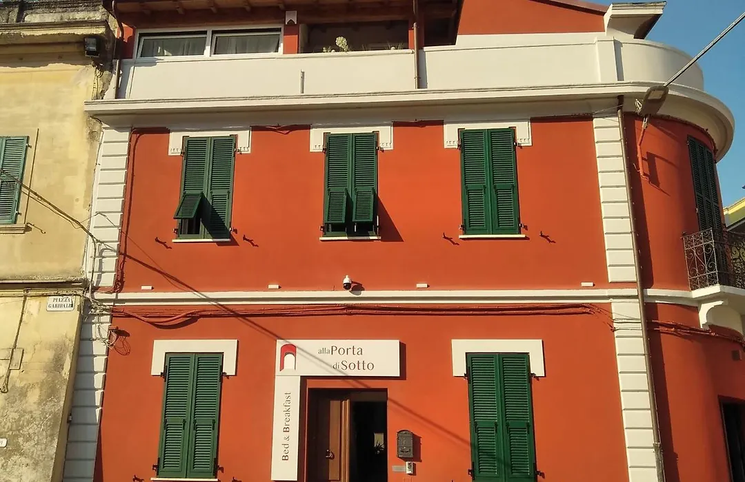 Alla Porta Di Sotto B&B-1